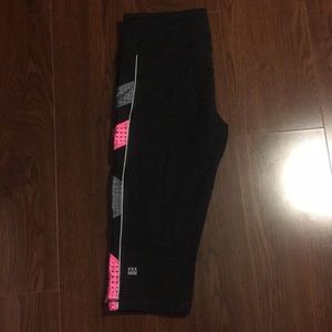 Victoria's Secret knockout crop pants